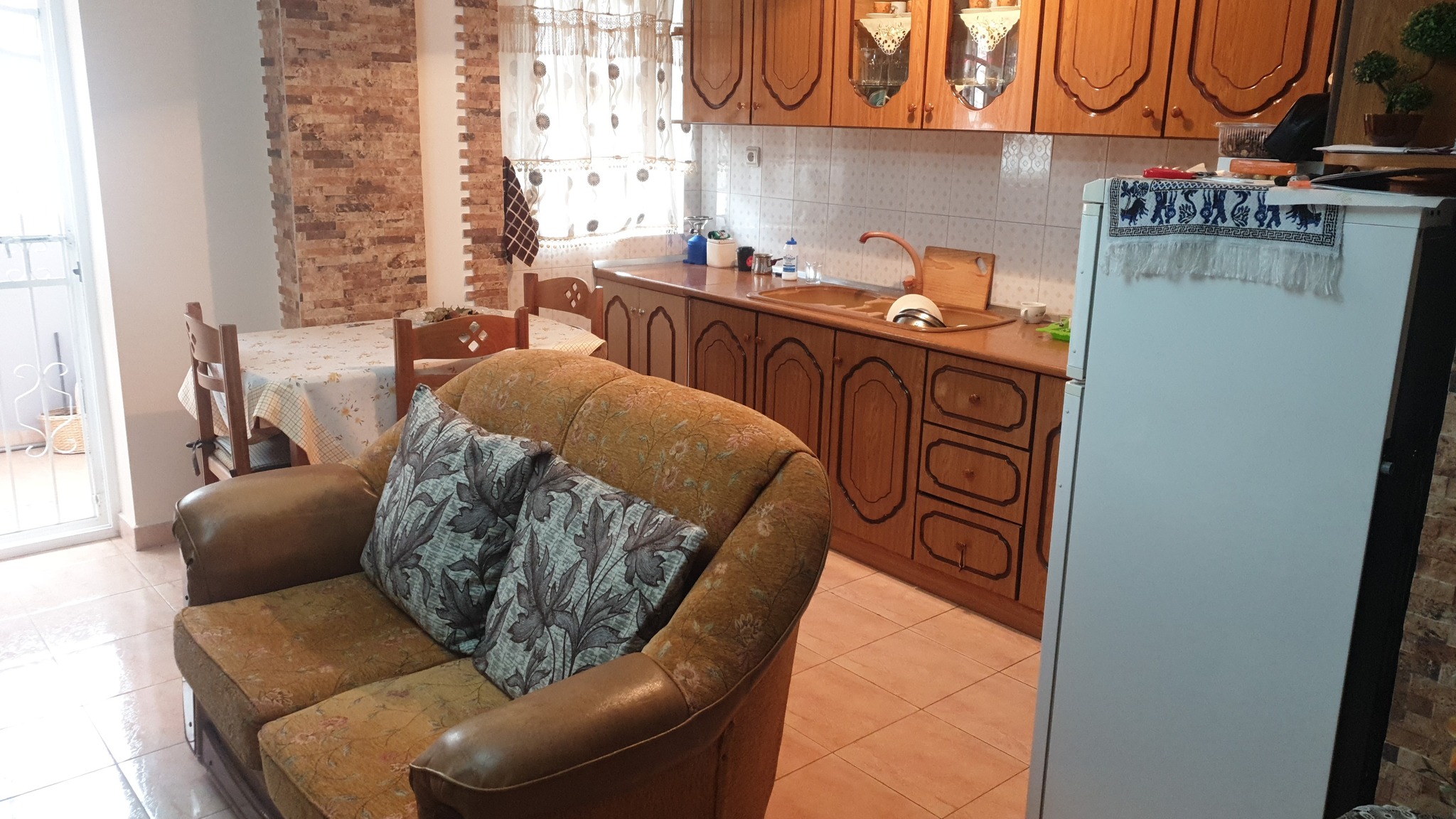 Hyrje me Qera Korce 250 Euro