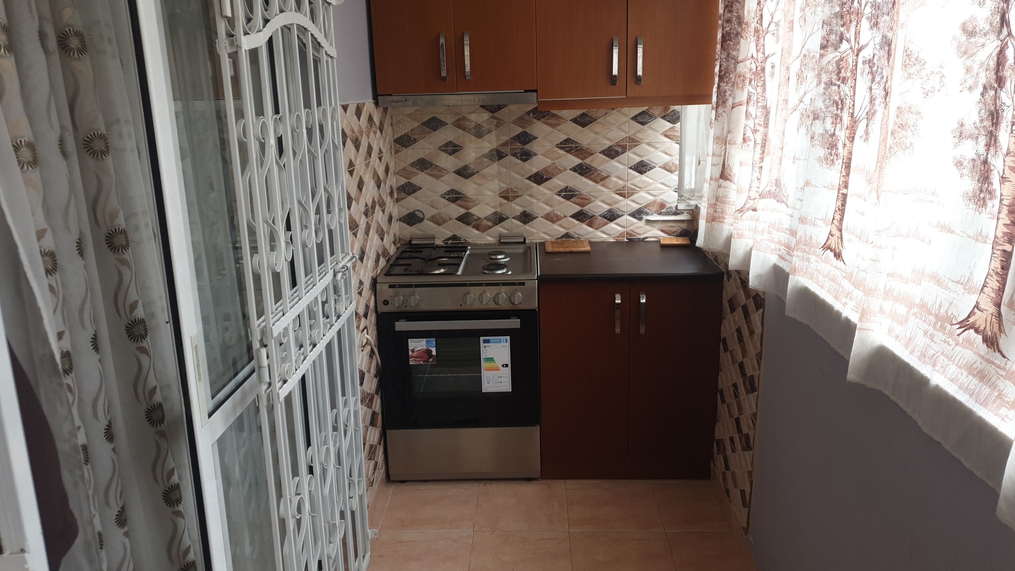 Hyrje me Qera Korce 250 Euro